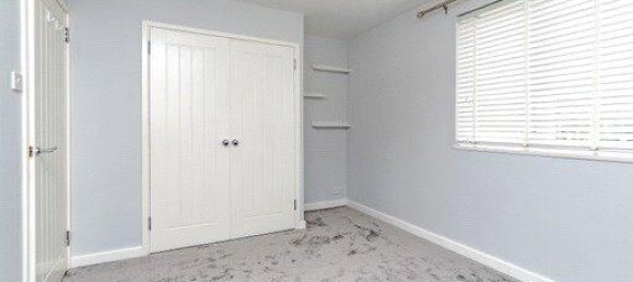 1 bedroom Apartment in Selsdon, United Kingdom No. 8128 2