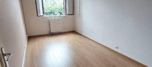 3 rooms Apartment in Tarbes, France No. 337025 12