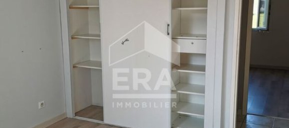 3 bedrooms House in Jeu-les-Bois, France No. 240314 7