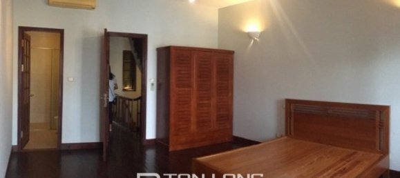 5 bedrooms House in Tay Ho, Vietnam No. 1765 7