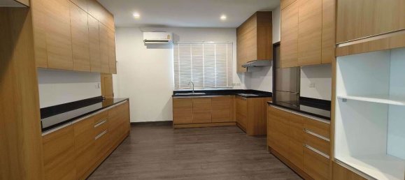 4 Schlafzimmer Haus in Watthana, Thailand, Nr. 7874 16