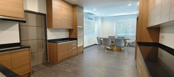 4 Schlafzimmer Haus in Watthana, Thailand, Nr. 7874 11