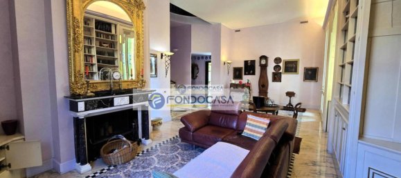 7 bedrooms Villa in Pavia, Italy No. 225897 4