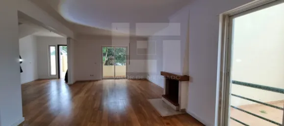 3 bedrooms House in Cascais, Portugal No. 179205 17