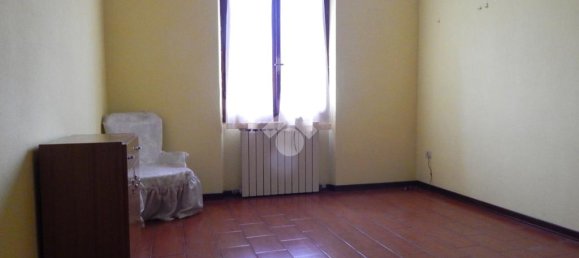 5 bedrooms House in Isola Dovarese, Italy No. 212860 22