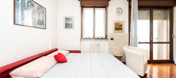 1 chambre Appartement à Milan, Italy No. 378671 7