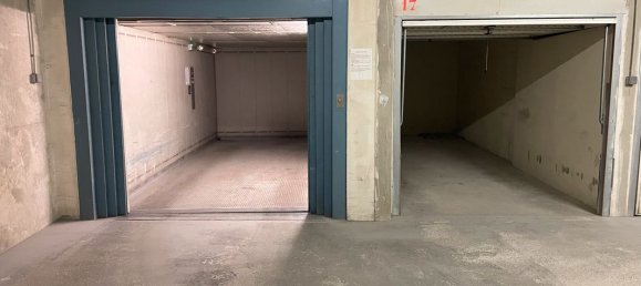  Garage in Nice, France No. 333451 3