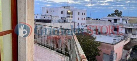 4 Schlafzimmer Wohnung in Cavallino, Italy, Nr. 53401 18