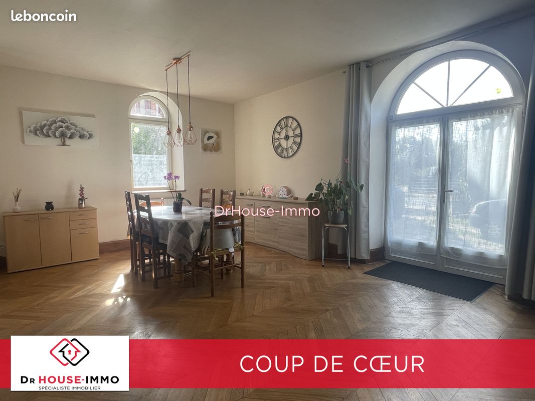 3 bedrooms House in Coullons, France No. 241884