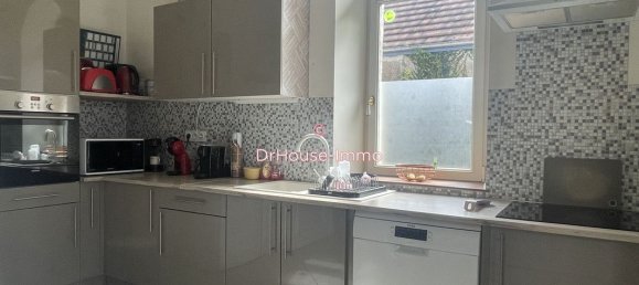 3 bedrooms House in Coullons, France No. 241884 6