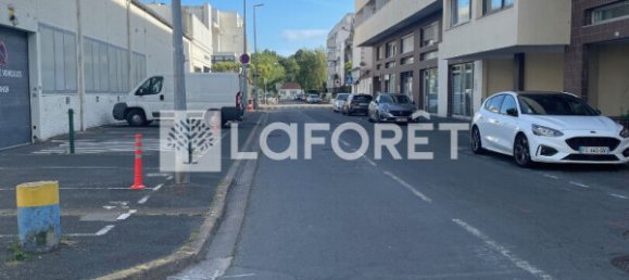 1 Schlafzimmer Parkplatz in La Rochelle, France, Nr. 281657 4