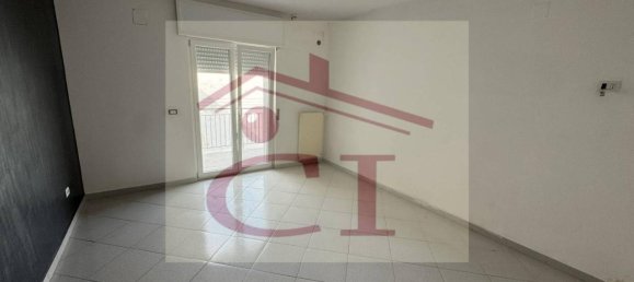 4 rooms Apartment in Giugliano in Campania, Italy No. 35676 10