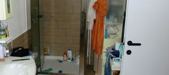 7-salle Appartement à Pontinia, Italy No. 202794 10