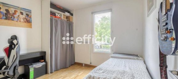 Квартира с 4 спальнями в Бур-ля-Рен, Франция № 163295 8