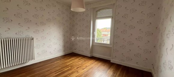 Casa de 5 dormitorios en Liffol-le-Grand, France No. 227952 11