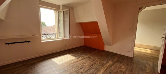 Casa de 5 dormitorios en Liffol-le-Grand, France No. 227952 10