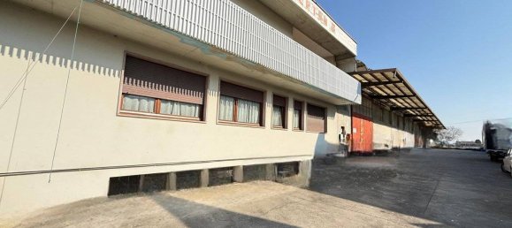 983m² Warehouse in Caldogno, Italy No. 60065 3