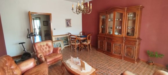 Apartamento de 6 dormitorios en Guardiagrele, Italy No. 333436 3