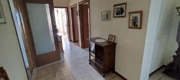 Apartamento de 6 dormitorios en Guardiagrele, Italy No. 333436 10