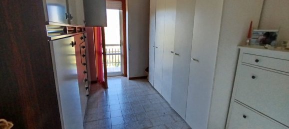 Apartamento de 6 dormitorios en Guardiagrele, Italy No. 333436 15