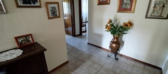 Apartamento de 6 dormitorios en Guardiagrele, Italy No. 333436 9