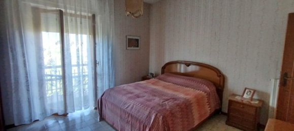 Apartamento de 6 dormitorios en Guardiagrele, Italy No. 333436 11