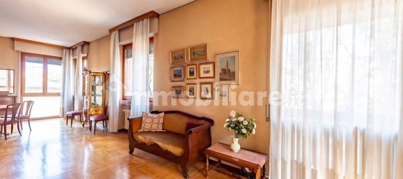 5 bedrooms Apartment in Seregno, Italy No. 168689 5