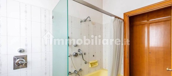 5 bedrooms Apartment in Seregno, Italy No. 168689 33