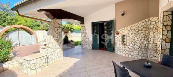 4 Schlafzimmer Villa in Syracuse, Italy, Nr. 248753 2