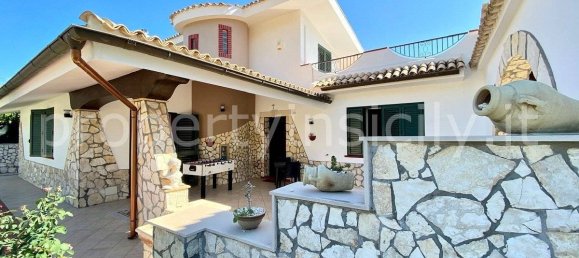 4 Schlafzimmer Villa in Syracuse, Italy, Nr. 248753 8