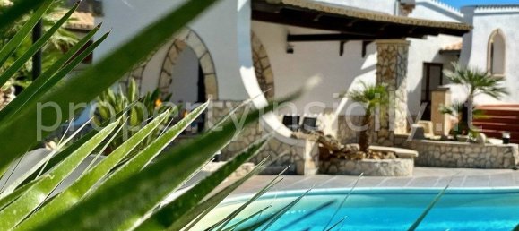 4 Schlafzimmer Villa in Syracuse, Italy, Nr. 248753 10