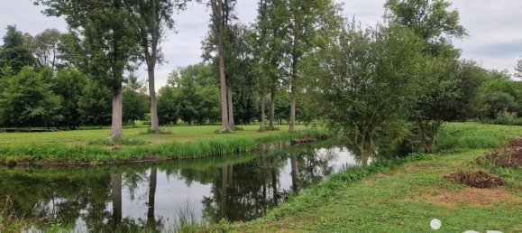  قطعة أرض في Maine-et-Loire, France رقم 99895 6