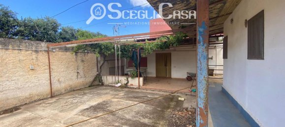 3 rooms Villa in Carini, Italy No. 163895 5