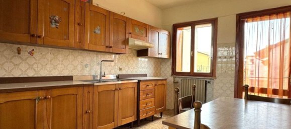 6-salle Villa à Udine, Italy No. 269549 4