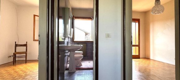 6-salle Villa à Udine, Italy No. 269549 9