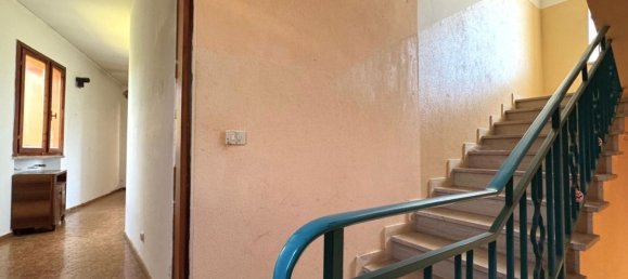 6-salle Villa à Udine, Italy No. 269549 3