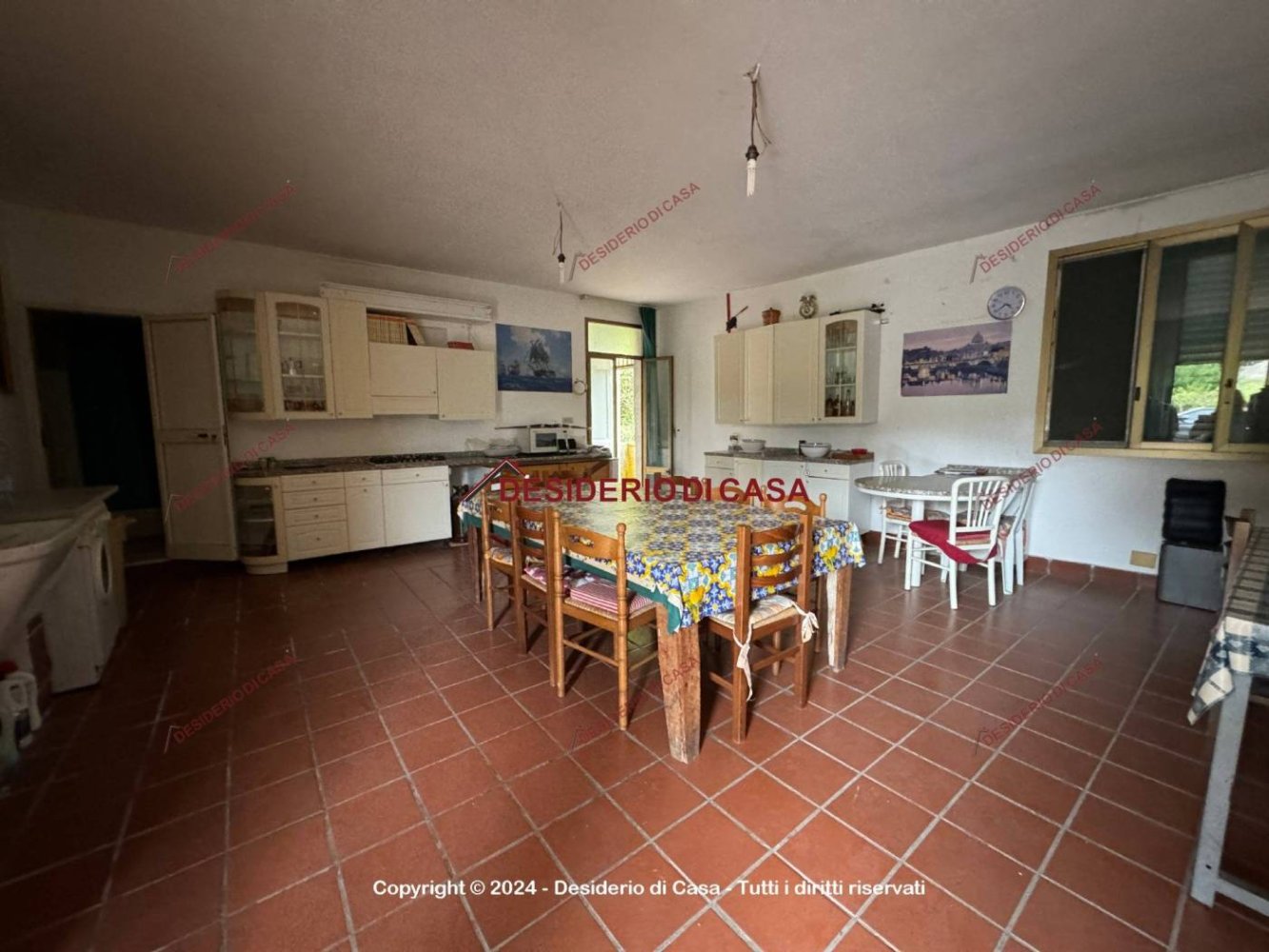 7 bedrooms Villa in Monreale, Italy No. 110964
