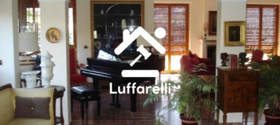 9 bedrooms Villa in Rome, Italy No. 58891 2