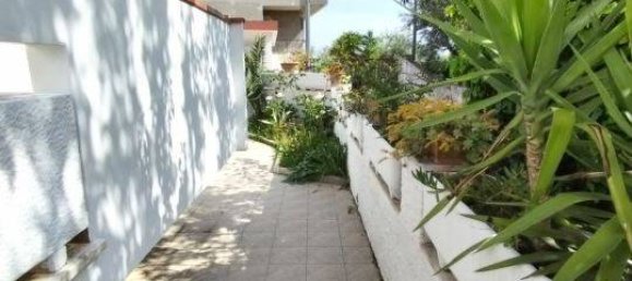 4 bedrooms House in Pescara, Italy No. 281430 18