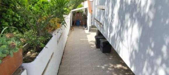 4 bedrooms House in Pescara, Italy No. 281430 17