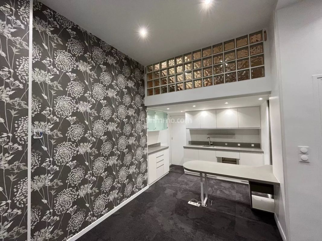 Imóvel comercial em Joinville-le-Pont, France 53 m² N.º 188591