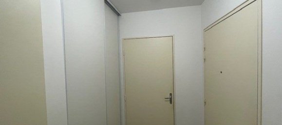 1 bedroom Apartment in Vern-sur-Seiche, France No. 276078 7