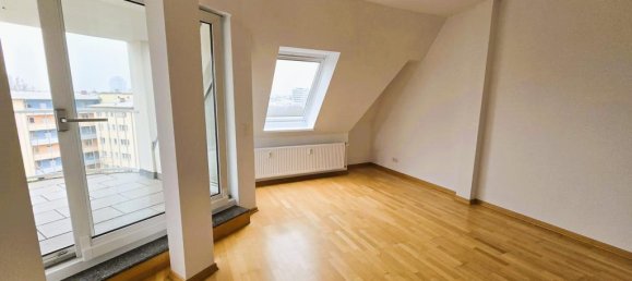 3 rooms Apartment in Wilmersdorf, Germany No. 70184 7