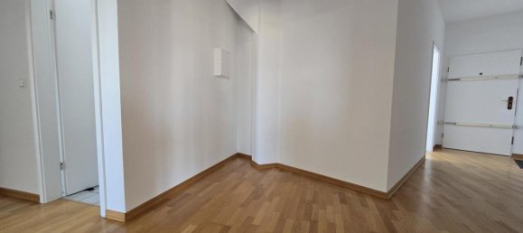 3 rooms Apartment in Wilmersdorf, Germany No. 70184 16