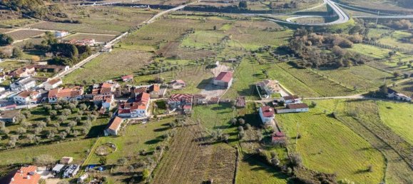 3 Schlafzimmer Haus in Lamas, Portugal, Nr. 85819 14