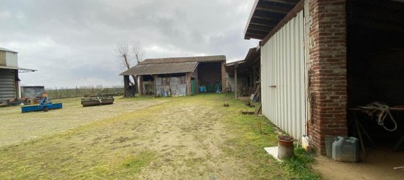 8 غرف نوم منزل في Gambolò, Italy رقم 360861 16