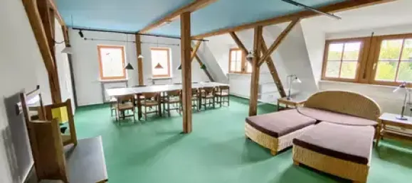 Дом с 9 комнатами в Kitzingen, Германия № 168693 18