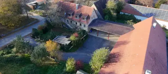 Дом с 9 комнатами в Kitzingen, Германия № 168693 7