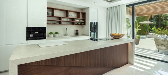 5 Schlafzimmer Villa in Nueva Andalucia, Spain, Nr. 4649 11