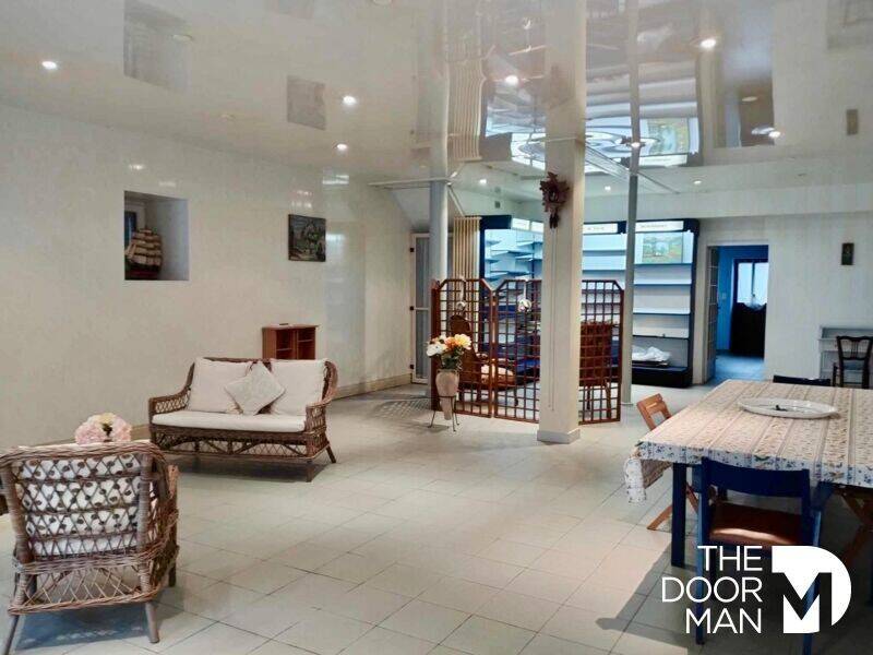 Villa de 4 dormitorios en Saint-Florent-sur-Cher, France No. 39824